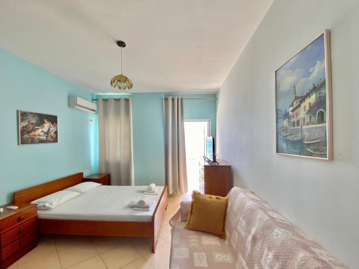 Caramel Sun Studios Apts Sarandë Exterior foto